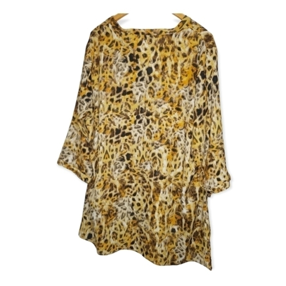 Zac & Rachel Woman Plus Size Animal Print Top Size 3X - Picture 2 of 4